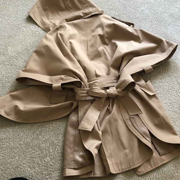 DKNY trench coat - Picture 3 of 5